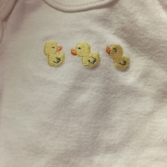 Six newborn one piece outfits - Picture 2 of 7